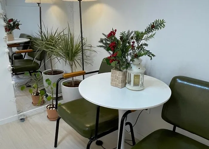 Appartamento 2-room 4-person Cozy House 1 *